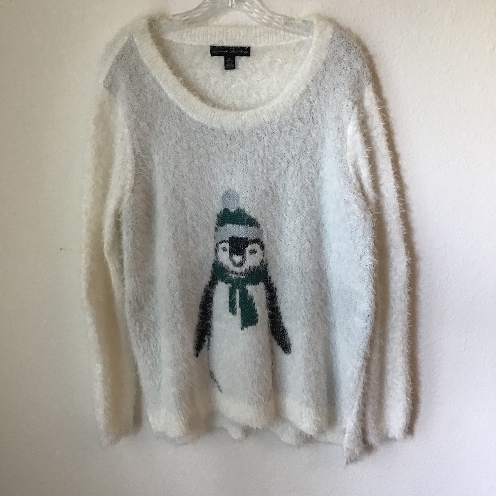 Fuzzy Penguin Sweater XL